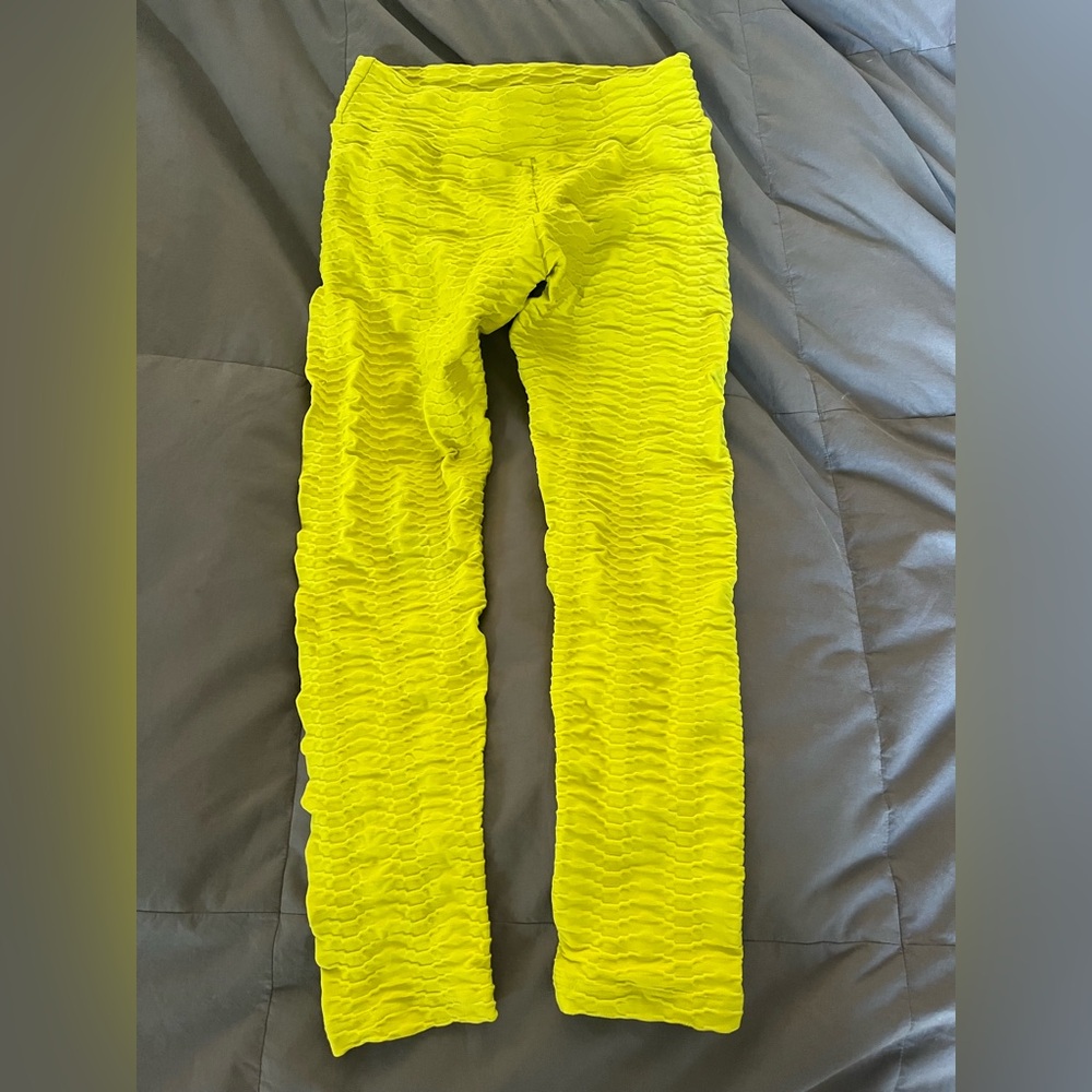 Booty by Brabants girl’s Bright Yellow Textured Leggings